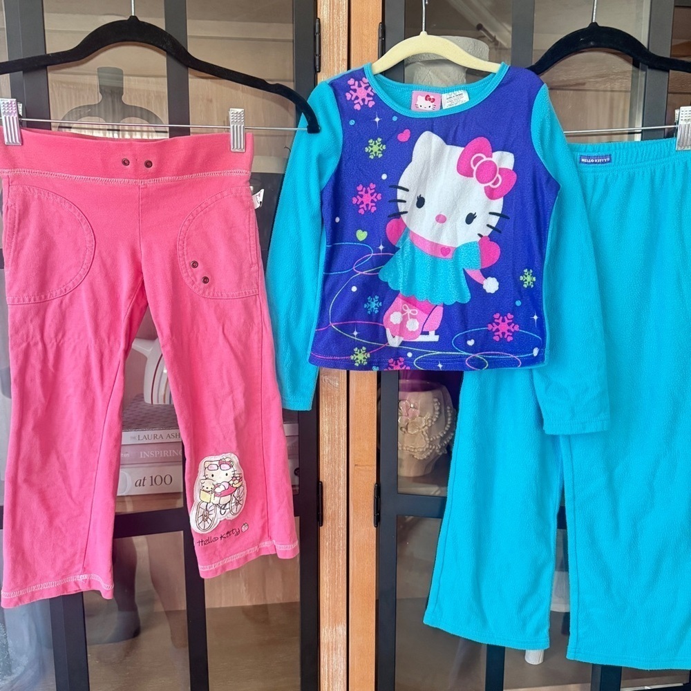 Vintage y2k 2008 Hello Kitty set toddler girl pajama long sleeve tee pants flare